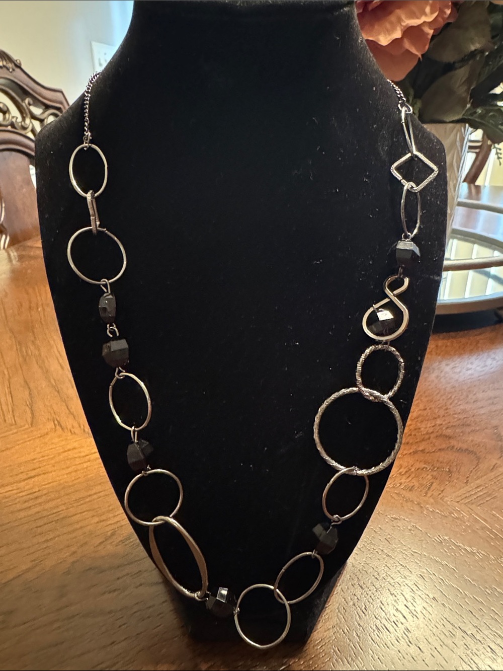 Black Multi-Shape Metallic Link Necklace